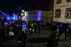 Sankt Martin Laternenumzug durch die Stadt (Foto: Karl-Franz Thiede)